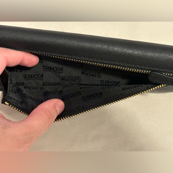 Michael Kors Saffiano Long Wallet - Picture 8 of 10